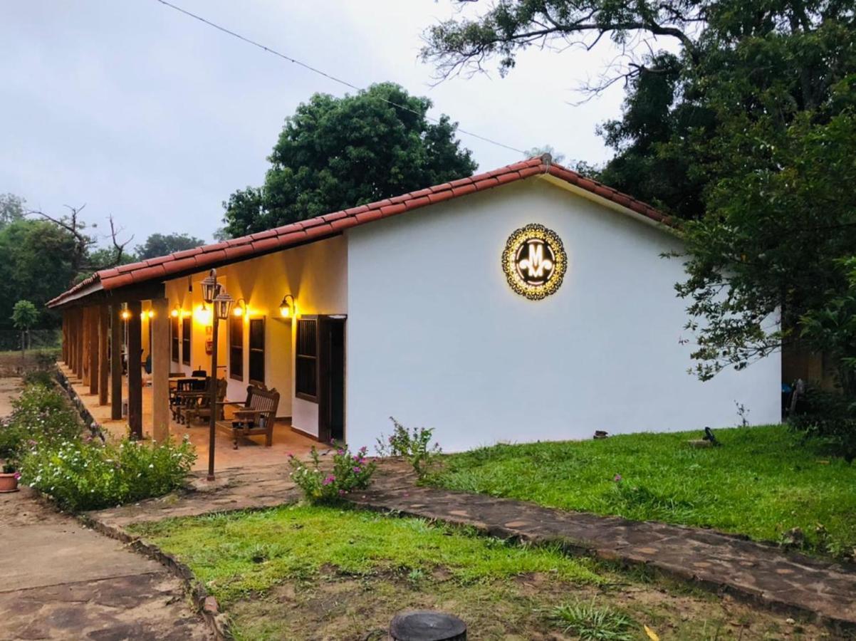 Hotel Mami Vilma Robore Luaran gambar